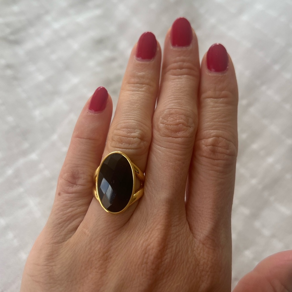Gold plated ring with obsidian stone